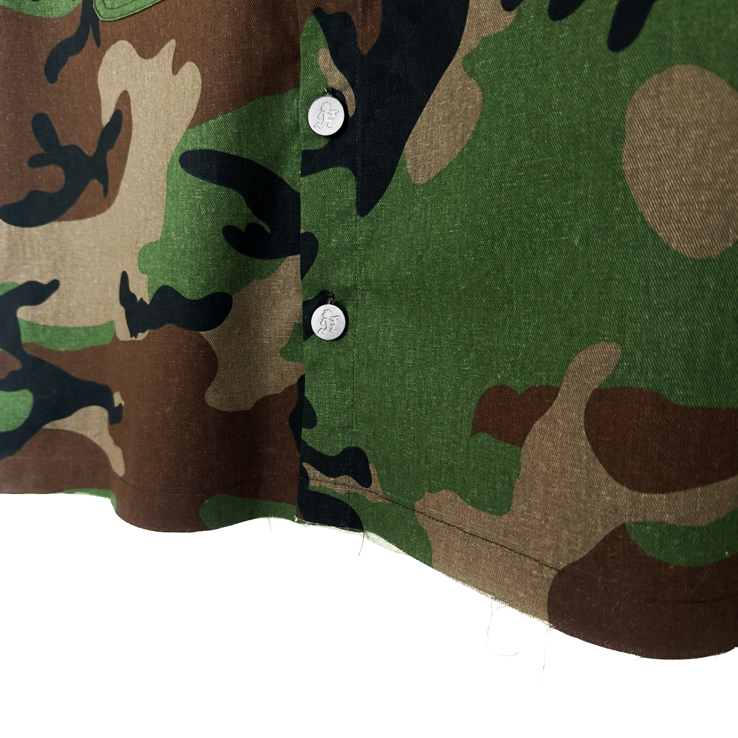CAMO BUTTON UP