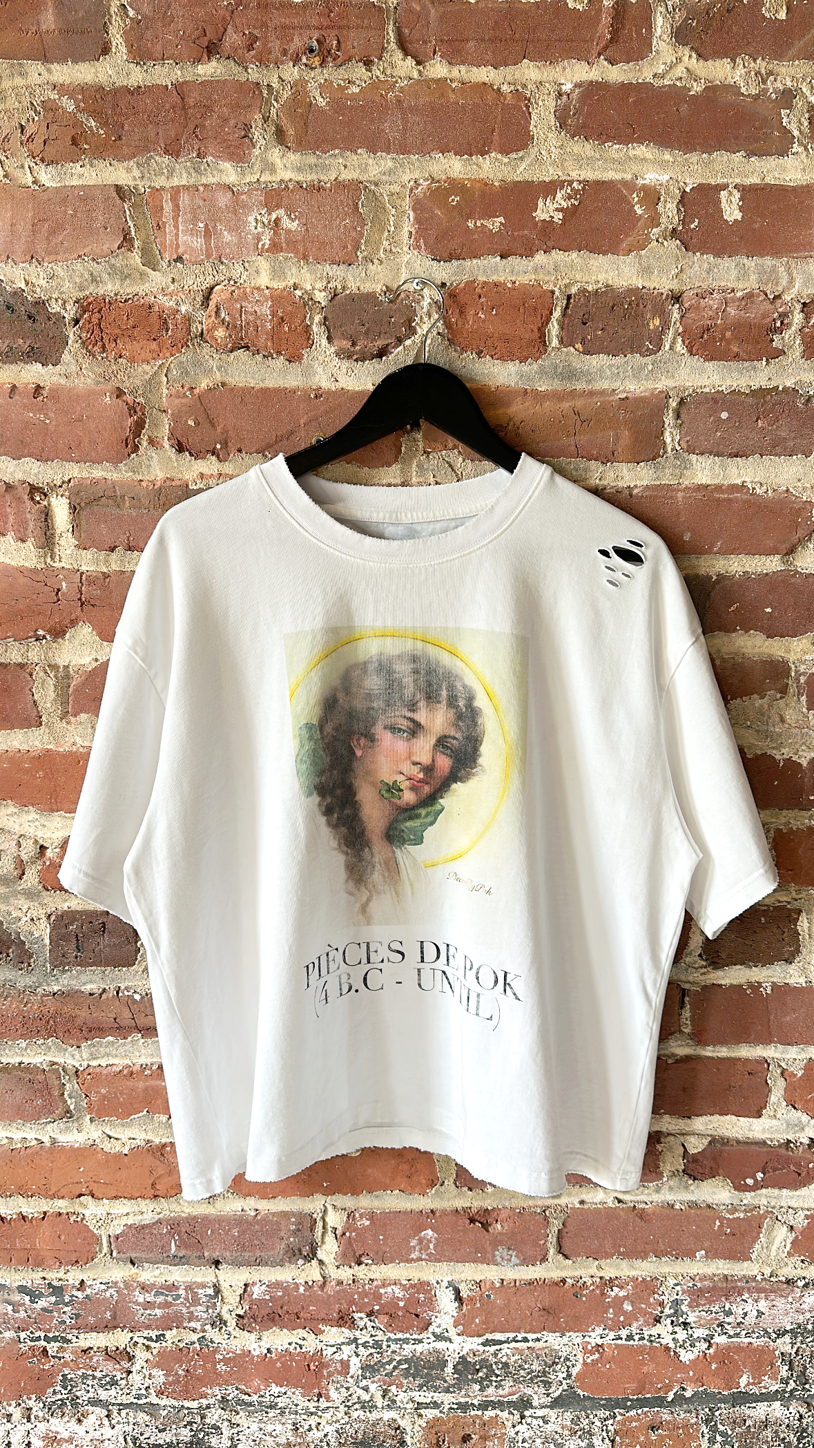 VINTAGE “Halo” TEE
